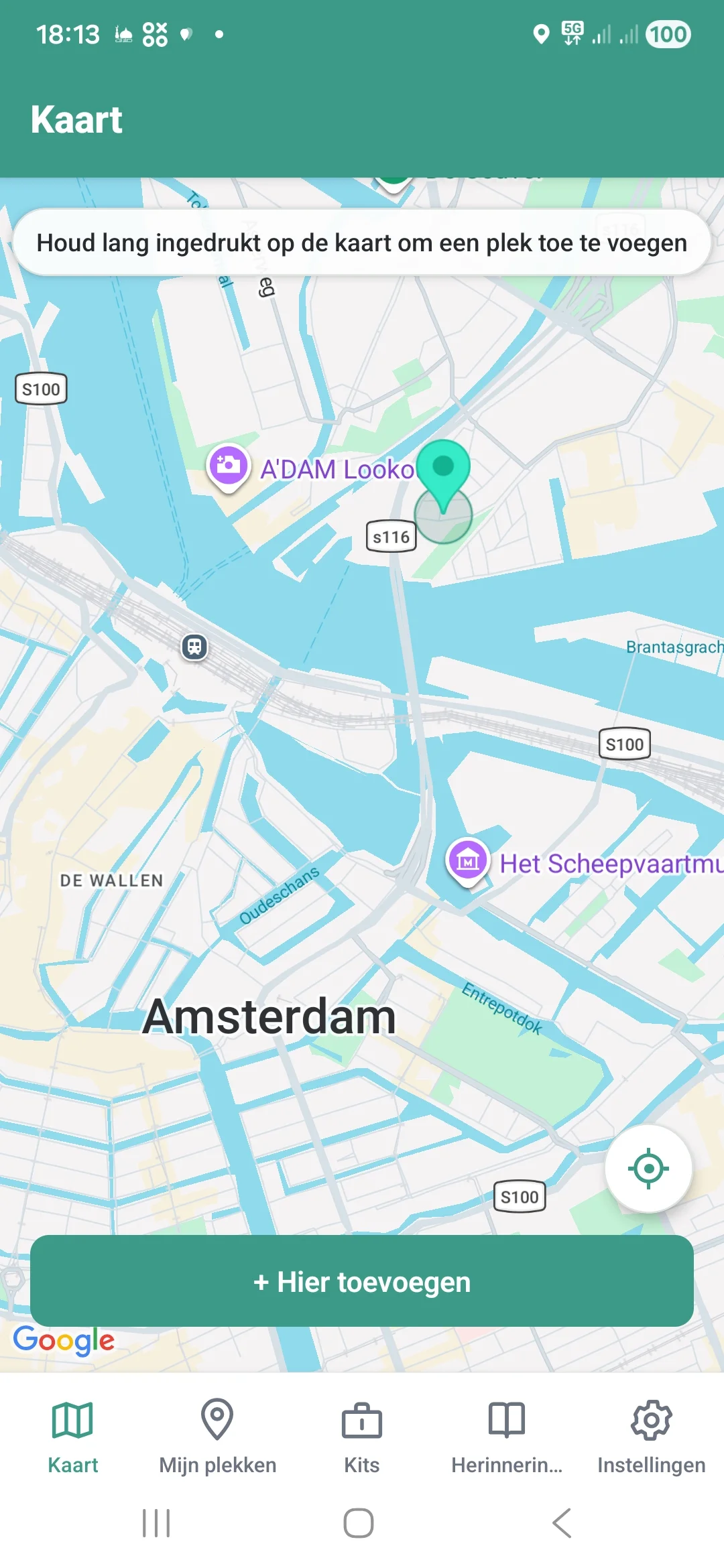 Kaart van Brussel met een groene activeringscirkel rond de Grote Markt en de tabbalk onderaan.